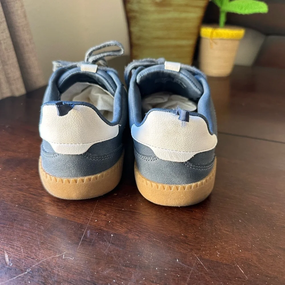 wonder nation Blue Suede-Look Kids Sneakers with Gum Sole